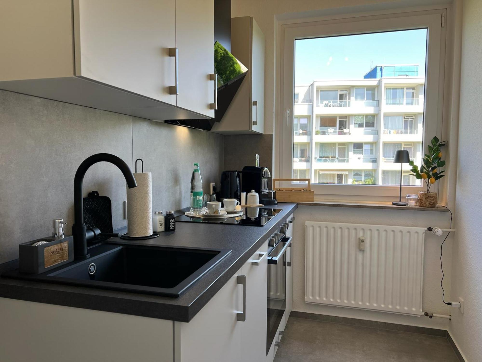 W&D Living - Fewo Kleines Italien Mit Parkplatz Und Balkon Целле Екстер'єр фото
